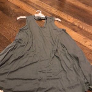 M t s green sundress